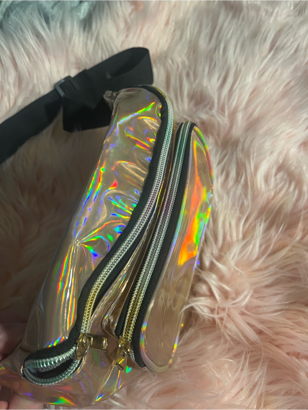 Holographic Iridescent Fanny Pack - Multi-Color - Picture 4 of 9